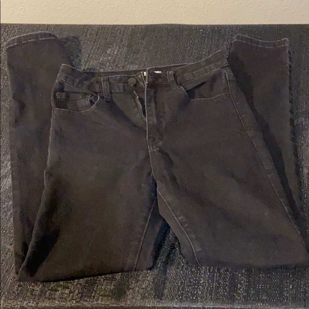 Black high wasted jeans